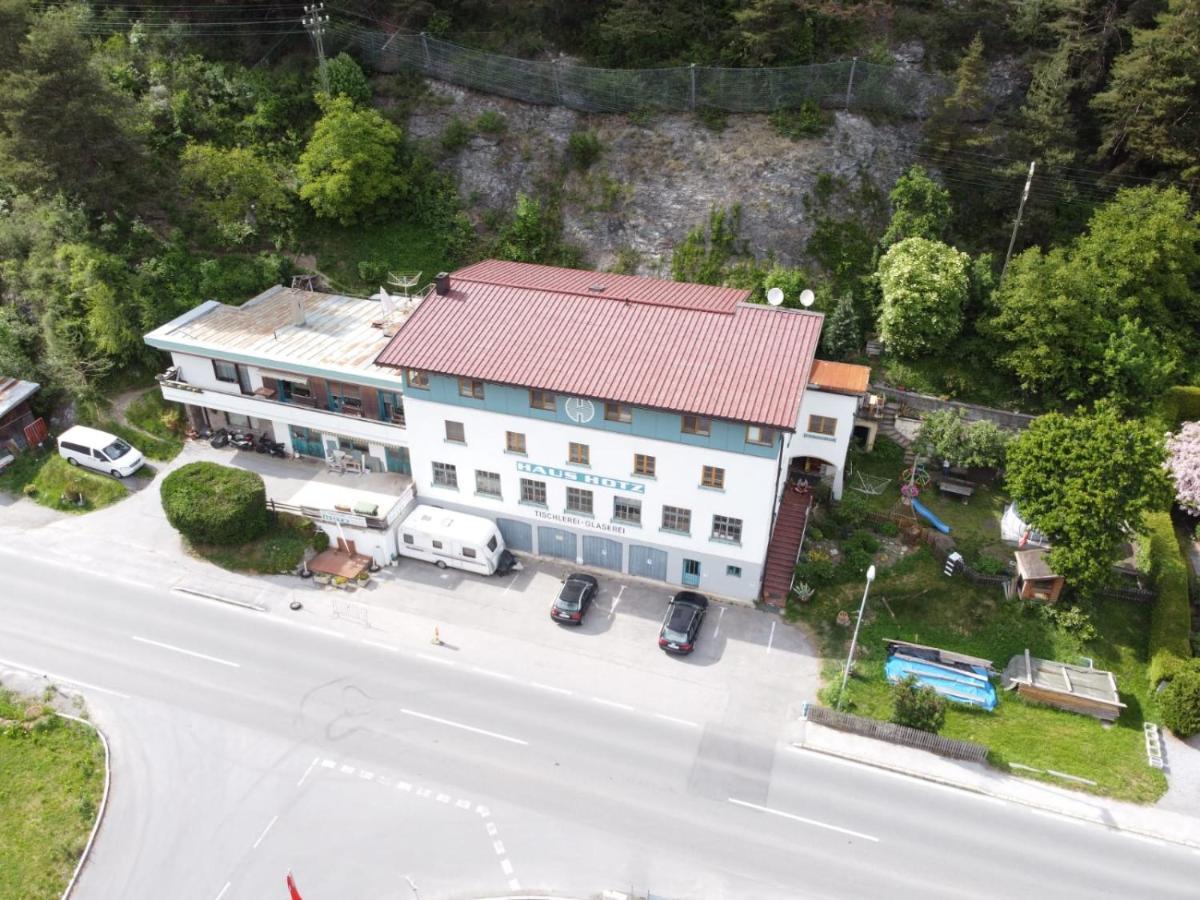 Haus Hotz Lägenhet Landeck Exteriör bild
