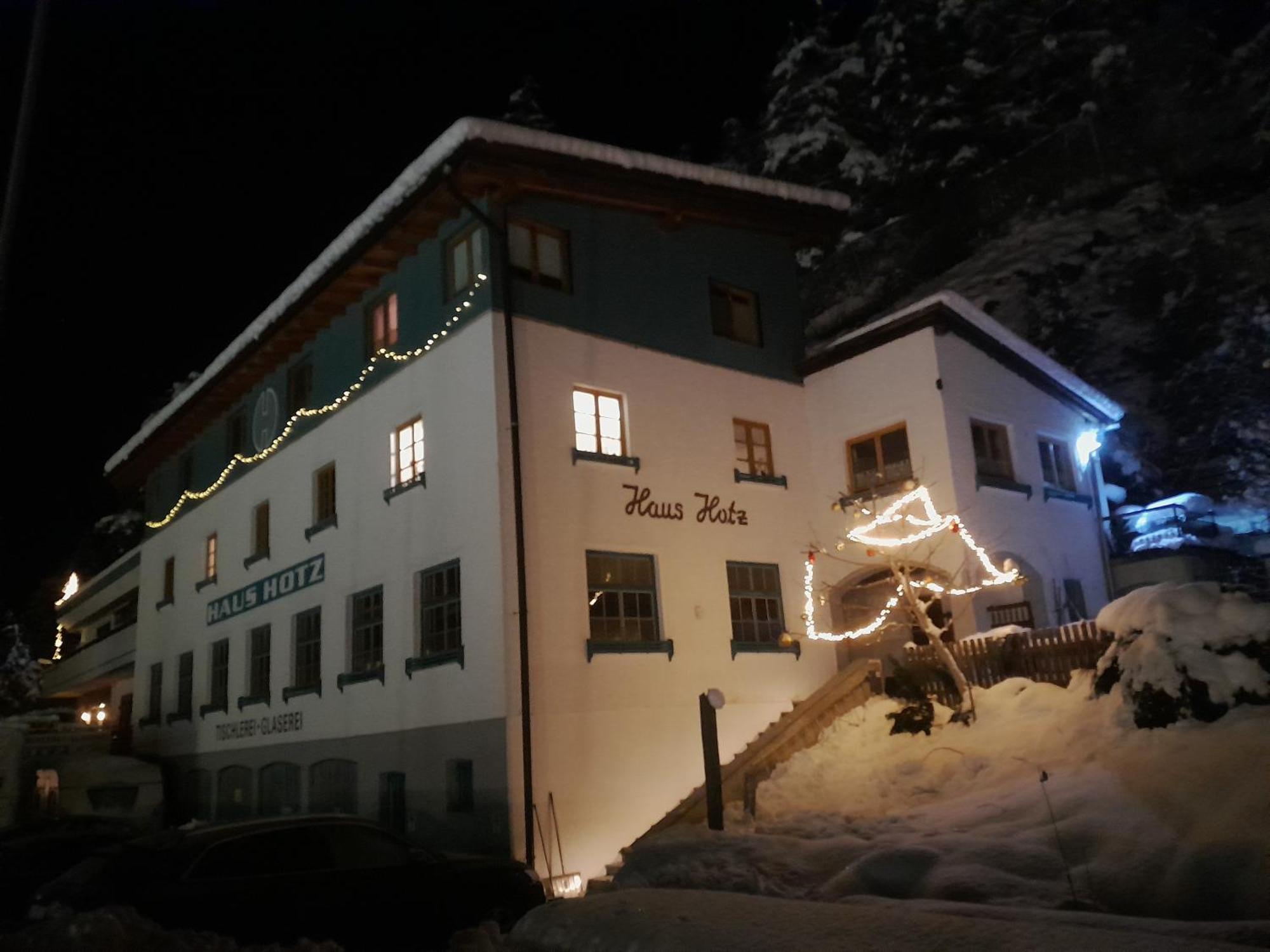 Haus Hotz Lägenhet Landeck Exteriör bild